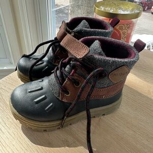 Carhartt Kids' Black and Brown Outdoor Boots